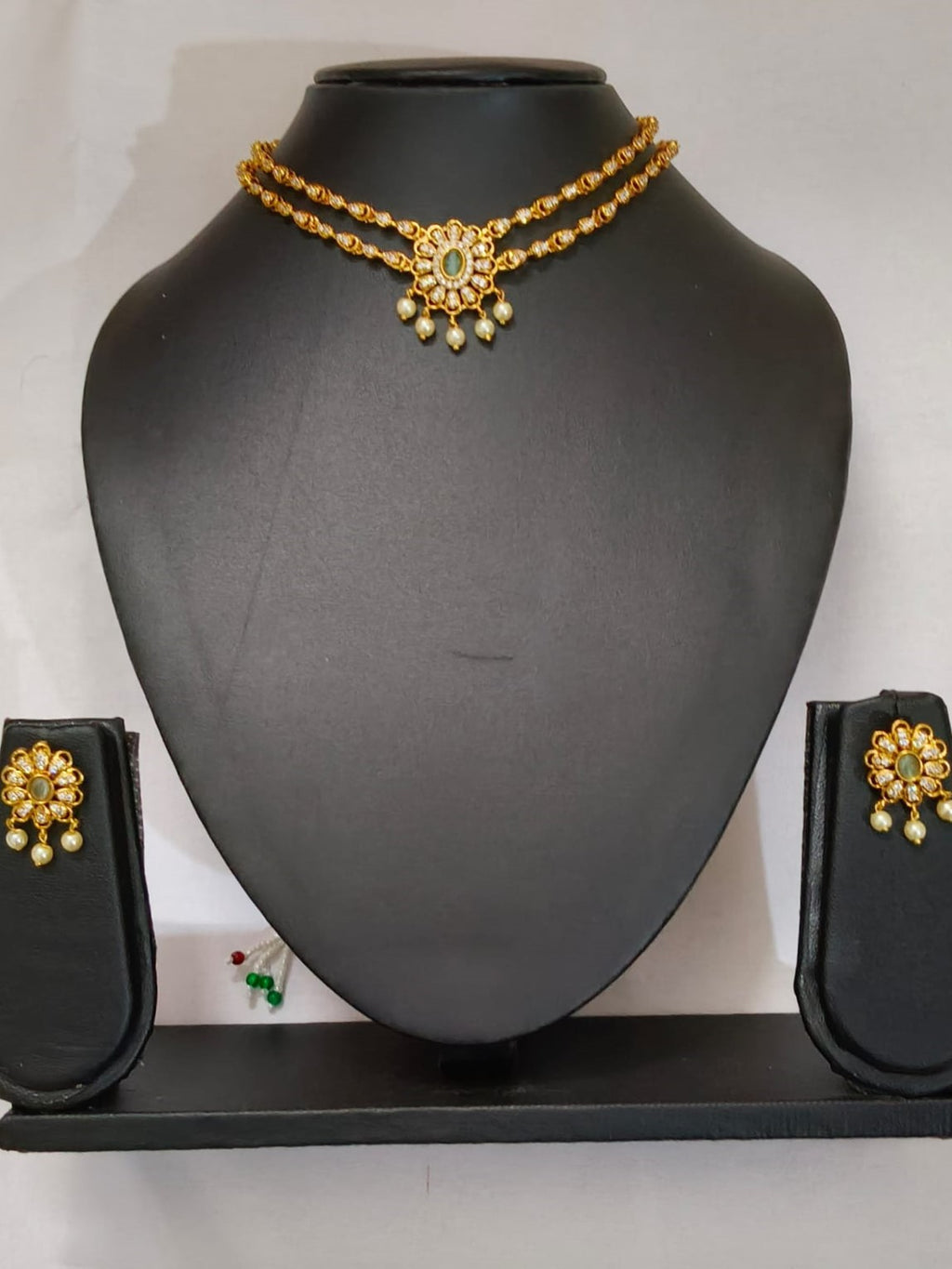 Temple Floral Pearl Choker Necklace Set