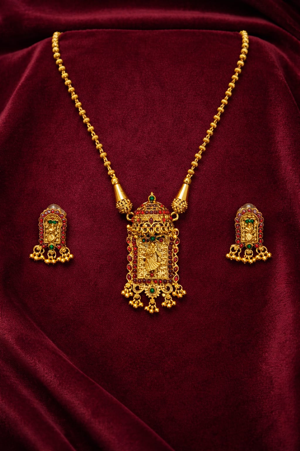 Temple Antique Long Pendant Chain Set
