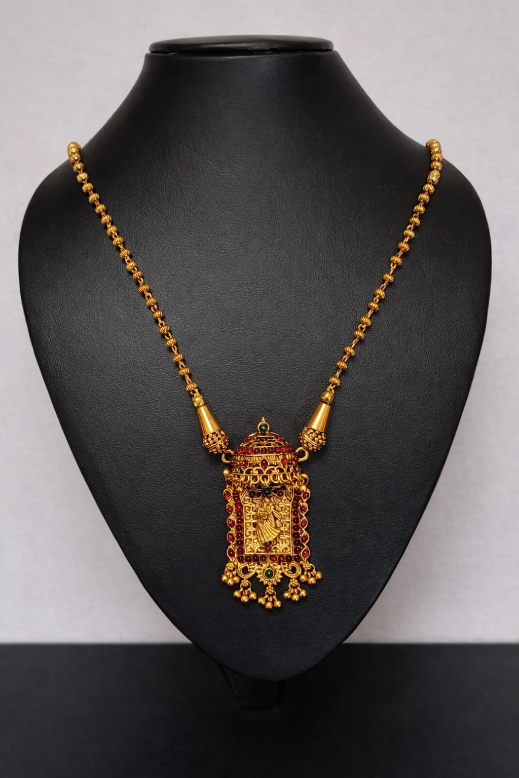 Temple Antique Long Pendant Chain Set