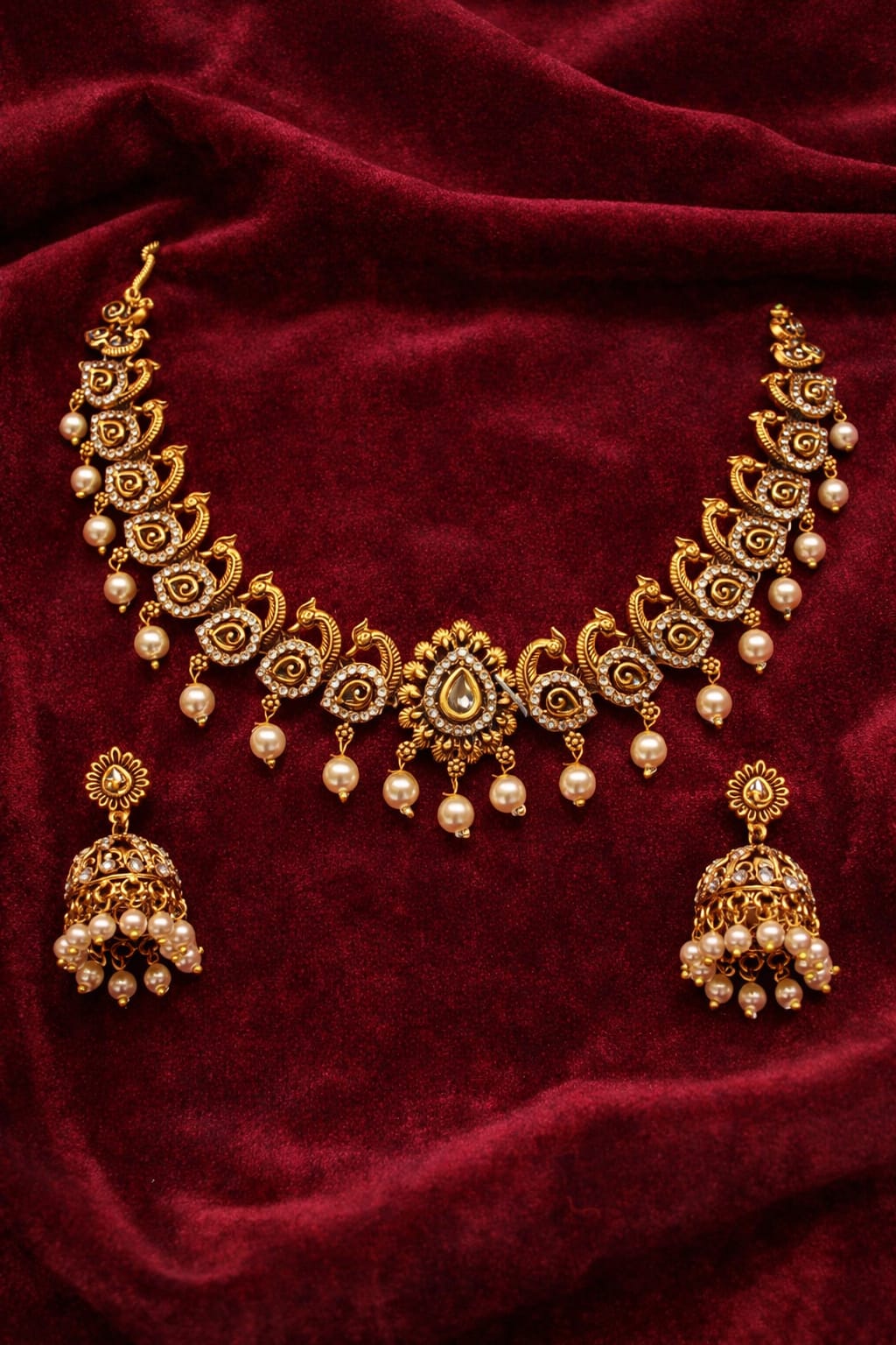 Elegant Peacock Pearl Necklace Set